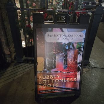 Dolly's - Outside - Cocktail Bars Near Me - New York, New York