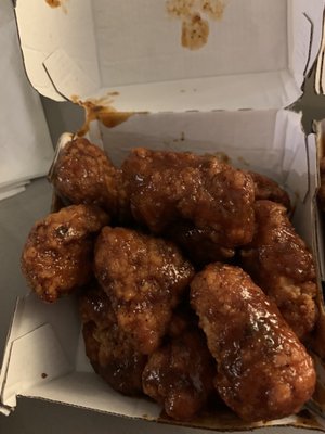 Buffalo Wild Wings by null