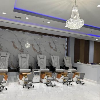 Blue Nails & Spa - Modern pedicure area at Blue Nails Spa, a nail salon in Tallahassee near Publix (32303). - Nail Salons Near Me - Tallahassee, Florida Blue Nails & Spa - Modern pedicure area at Blue Nails Spa, a nail salon in Tallahassee near Publix (32303). - Nail Salons Near Me - Tallahassee, Florida
