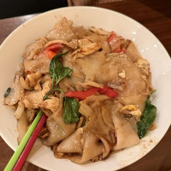Sabye - Thai Near Me - Sherwood, Oregon
