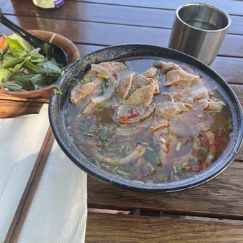 Phosho Dough - Beef noddle soup, thin sliced beef. - Vietnamese Near Me - Oakland, California Phosho Dough - Beef noddle soup, thin sliced beef. - Vietnamese Near Me - Oakland, California