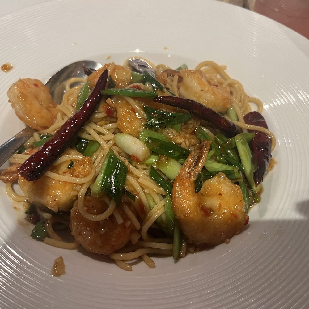 KUNG PAO SPAGHETTI with shrimp KUNG PAO SPAGHETTI with shrimp