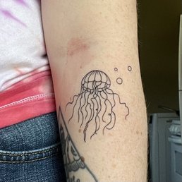 Jellyfish tattoo Jellyfish tattoo