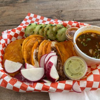 Cinco De Mayo Taqueria - Quesabrilla - Food Trucks Near Me - Spring, Texas Cinco De Mayo Taqueria - Quesabrilla - Food Trucks Near Me - Spring, Texas
