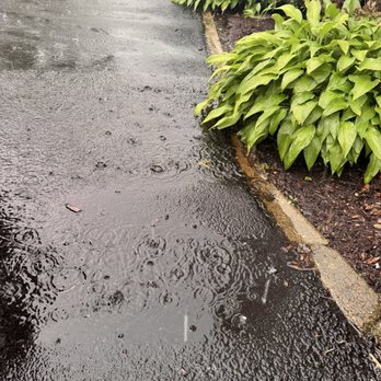 Arrow Contractors - Buried my garden bricks, water is pooling on the driveway - Masonry/Concrete Near Me - Chicago, Illinois