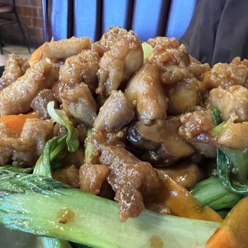 Chou's Kitchen - Chicken with Vegetables - Chinese Near Me - Chandler, Arizona