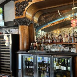 The Boathouse - Nice looking back-bar.