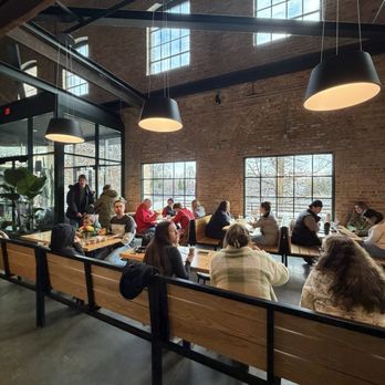 Ian’s Pizza Madison | Garver Feed Mill - Seating area - Pizza Near Me - Madison, Wisconsin
