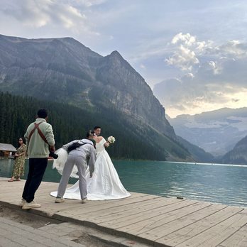 Lake Louise - Lakes Near Me - Lake Louise, Alberta Lake Louise - Lakes Near Me - Lake Louise, Alberta