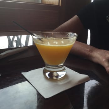 Good Winds Seafood and Wine Bar - Mango Tango Martini - 5 stars - Wine Bars Near Me - Rodanthe, North Carolina