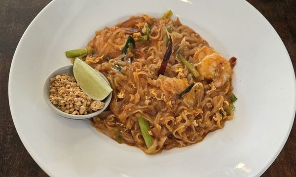 Thai D-Jing Restaurant by null