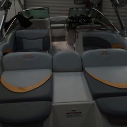 Manatee Auto & Marine Upholstery