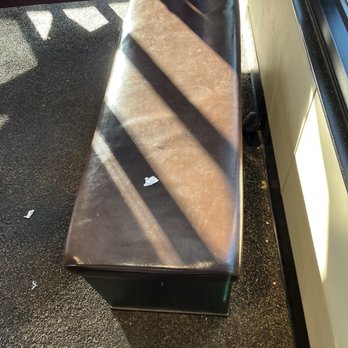 Chick-fil-A - Nasty floor in play area at 9am. No one was in there, so it wasn't cleaned. - Fast Food Near Me - Auburn, California