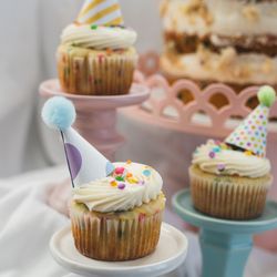 The Crafted Cake - Party hat cupcakes