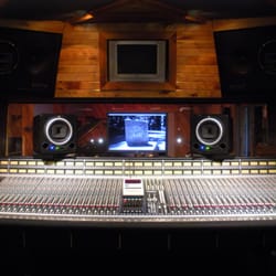 Carriage House Music - Carriage House Studios' SSL 4000 E Series Console with G computer