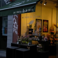 Au Nom De La Rose