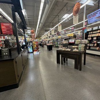 Hy-Vee - Grocery Near Me - Omaha, Nebraska