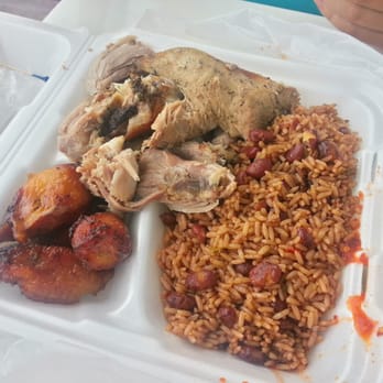 Las Olas Cafe - Lechon, rice and beans, and plantains. This is one of the best things I've eaten, ever. - Cuban Near Me - Miami Beach, Florida Las Olas Cafe - Lechon, rice and beans, and plantains. This is one of the best things I've eaten, ever. - Cuban Near Me - Miami Beach, Florida