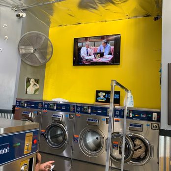 Luxe Laundries - Laundromat Near Me - Los Angeles, California