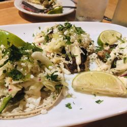 Uno Mas Taqueria y Cantina
