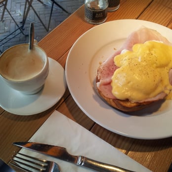 De Wasserette - Eggs benedict and cappuccino - Cafes Near Me - Oud-Zuid, New Hampshire