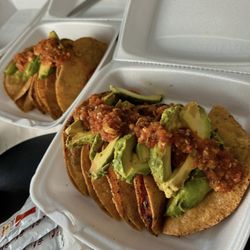 Mariscos El Bigoton