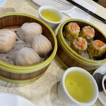 Koi Palace - 221. Shrimp Dumpling (Ha Gow) and 226. Shrimp, Pork, and Mushroom Dumpling (Siu Mai) - Dim Sum Near Me - Dublin, California
