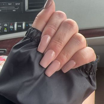 Alexan Nails II - left hand - Nail Salons Near Me - Sugar Land, Texas