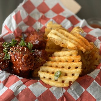 Chi-Kin - Gochujang Korean fried wings and waffle fries - Korean Near Me - Orlando, Florida