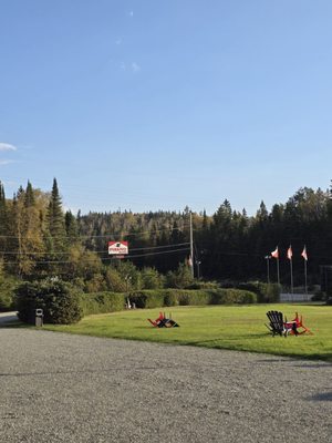 Parkway Motel by null