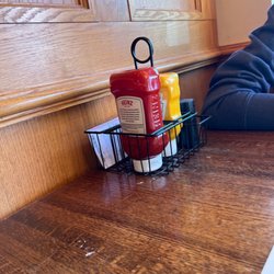 Brothers Bar & Grill - Table with Sauces