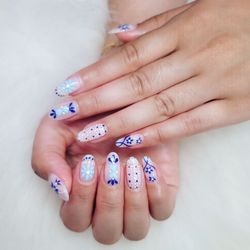 Tip2toes by Jennie - .