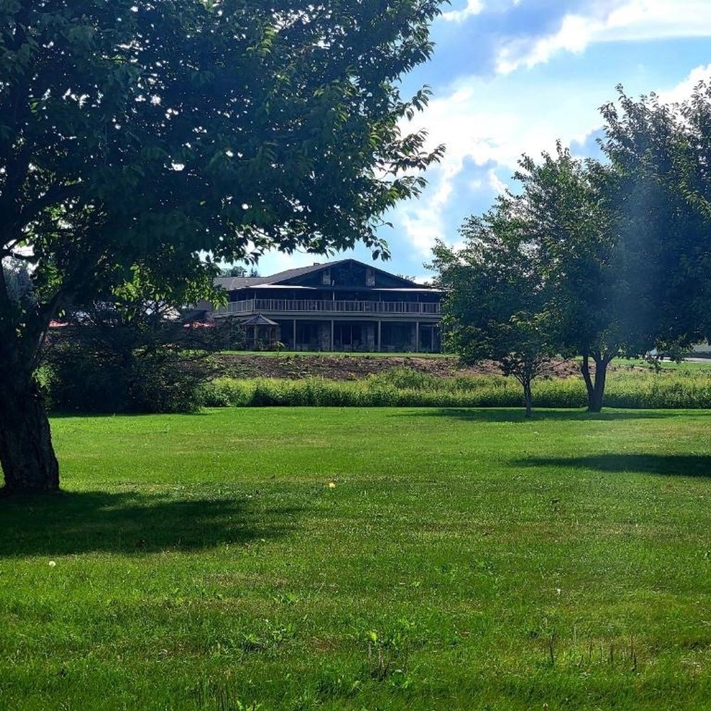 Stony Run Winery - a grassy field with trees in the foreground - Wineries Near Me - Breinigsville, Pennsylvania Stony Run Winery - a grassy field with trees in the foreground - Wineries Near Me - Breinigsville, Pennsylvania