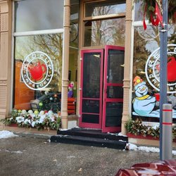 Red Cup Cafe & Deli