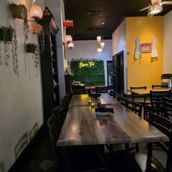 Flamin’ Thai - Inside