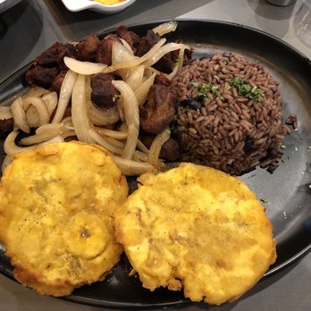 La Mesa Miami - The Masitas de Puerco - Cocktail Bars Near Me - Miami, Florida
