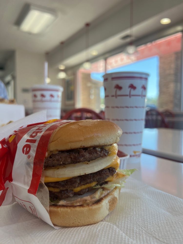 Food from In-N-Out Burger