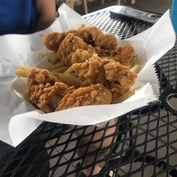 Sportsman's Marina - Excellent Chicken Tenders. - Marinas Near Me - Abingdon, Virginia