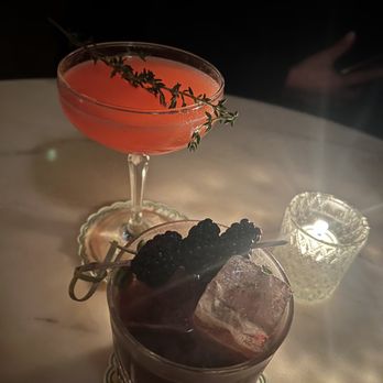 Apotheke Nomad - Cocktail Bars Near Me - New York, New York