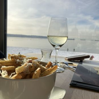 Cactus Club Cafe - Garlic fries - Canadian (New) Near Me - Vancouver, British Columbia Cactus Club Cafe - Garlic fries - Canadian (New) Near Me - Vancouver, British Columbia