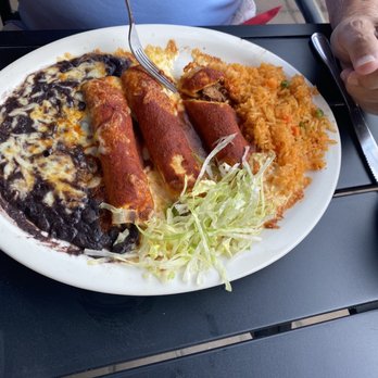 El Molcajete Mexican Resturant - Mexican Near Me - Riverdale, New Jersey