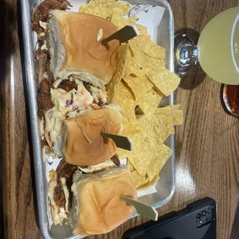 Tipsy Putt - Sliders - Pubs Near Me - Emeryville, California