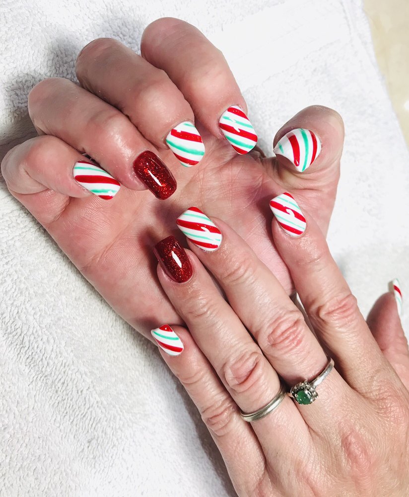 NAIL GARDEN 94 Photos & 14 Reviews Nail Salons 3291 Lincoln Hwy