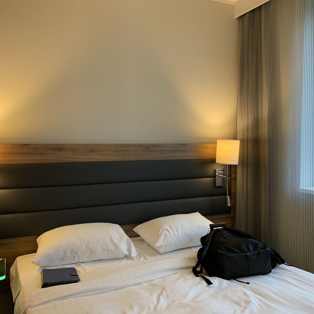 MOXY Munich Airport - Headboard of be in room - Hotels Near Me - Oberding Schwaig, BY MOXY Munich Airport - Headboard of be in room - Hotels Near Me - Oberding Schwaig, BY