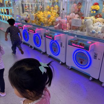 Ebisu Life Store - Claw games!!! - Cosmetics & Beauty Supply Near Me - Anaheim, California Ebisu Life Store - Claw games!!! - Cosmetics & Beauty Supply Near Me - Anaheim, California