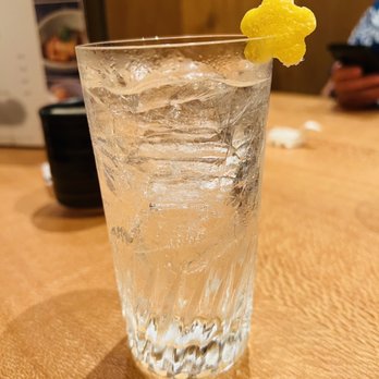 Restaurant SUNTORY - YUzu gin and tonic - Japanese Near Me - Honolulu, Hawaii Restaurant SUNTORY - YUzu gin and tonic - Japanese Near Me - Honolulu, Hawaii