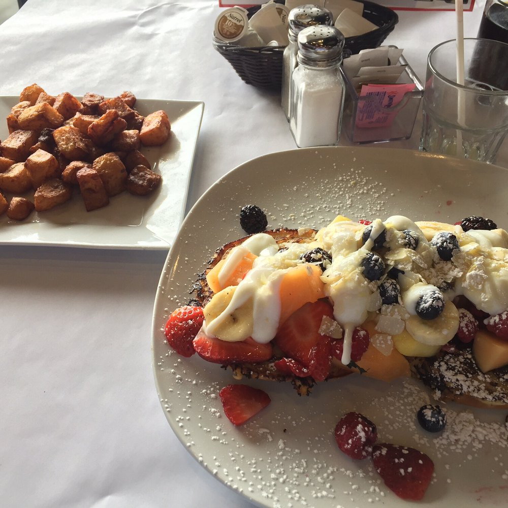 Kitchen 73 - Breakfast & Brunch Near Me - Laval, Quebec Kitchen 73 - Breakfast & Brunch Near Me - Laval, Quebec