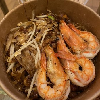 Holy Basil - Pad Thai Goong - Thai Near Me - Los Angeles, California