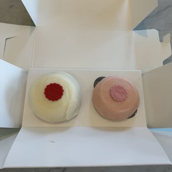 CRAVE Cupcakes - West U - Cupcakes Near Me - Houston, Texas