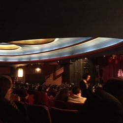 Teatro Opera - Ovni en la sala